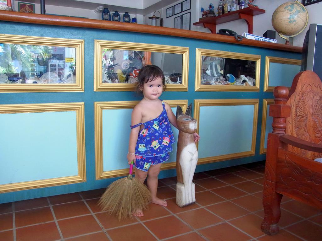 Niku Guesthouse Patong Экстерьер фото