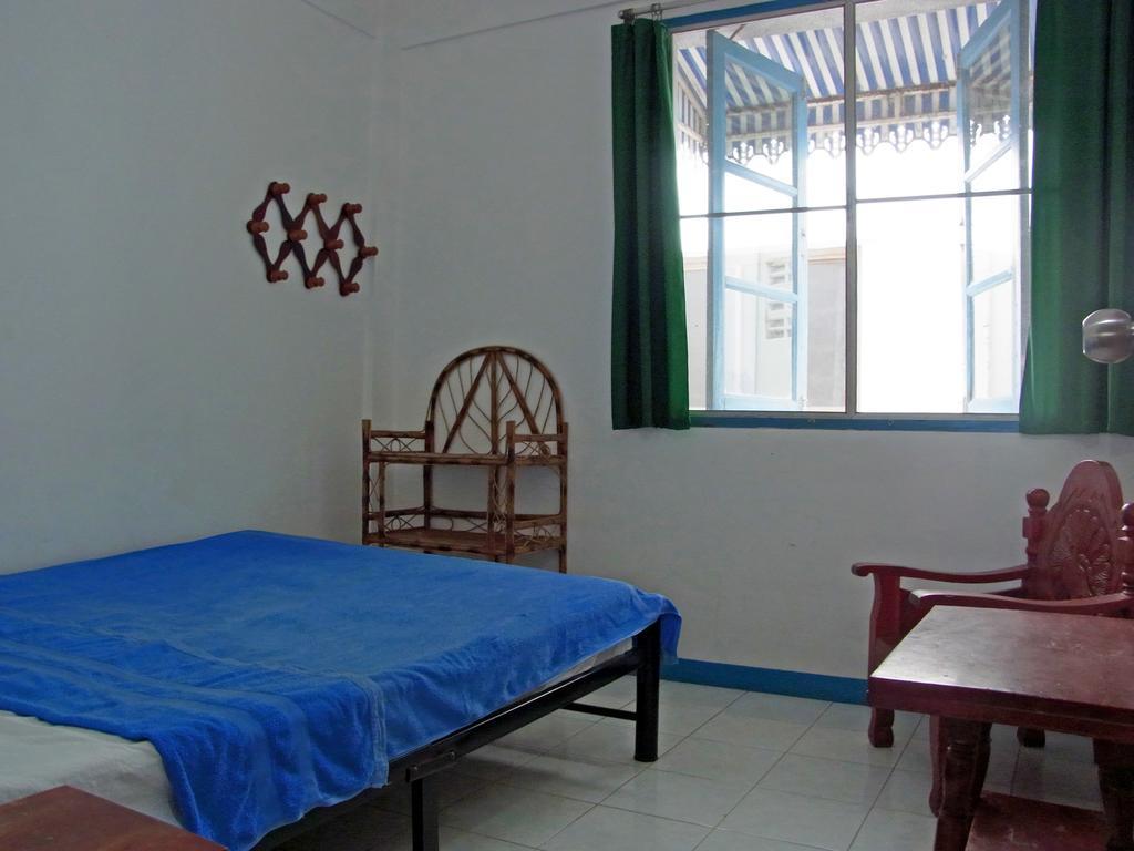 Niku Guesthouse Patong Экстерьер фото