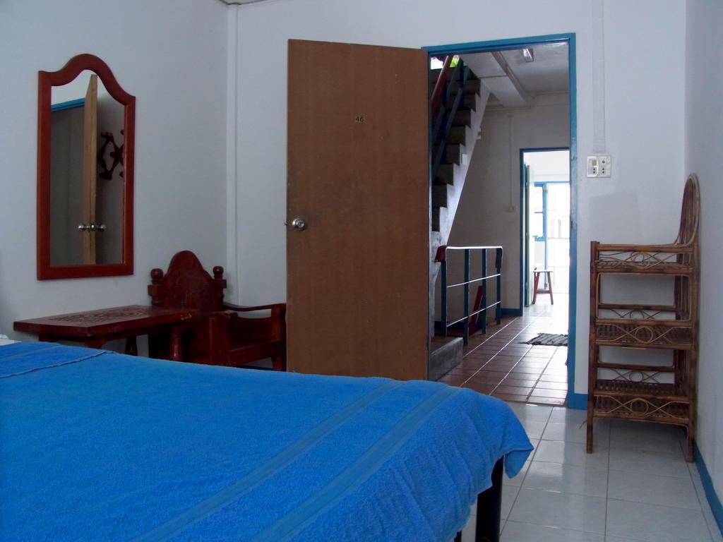 Niku Guesthouse Patong Экстерьер фото