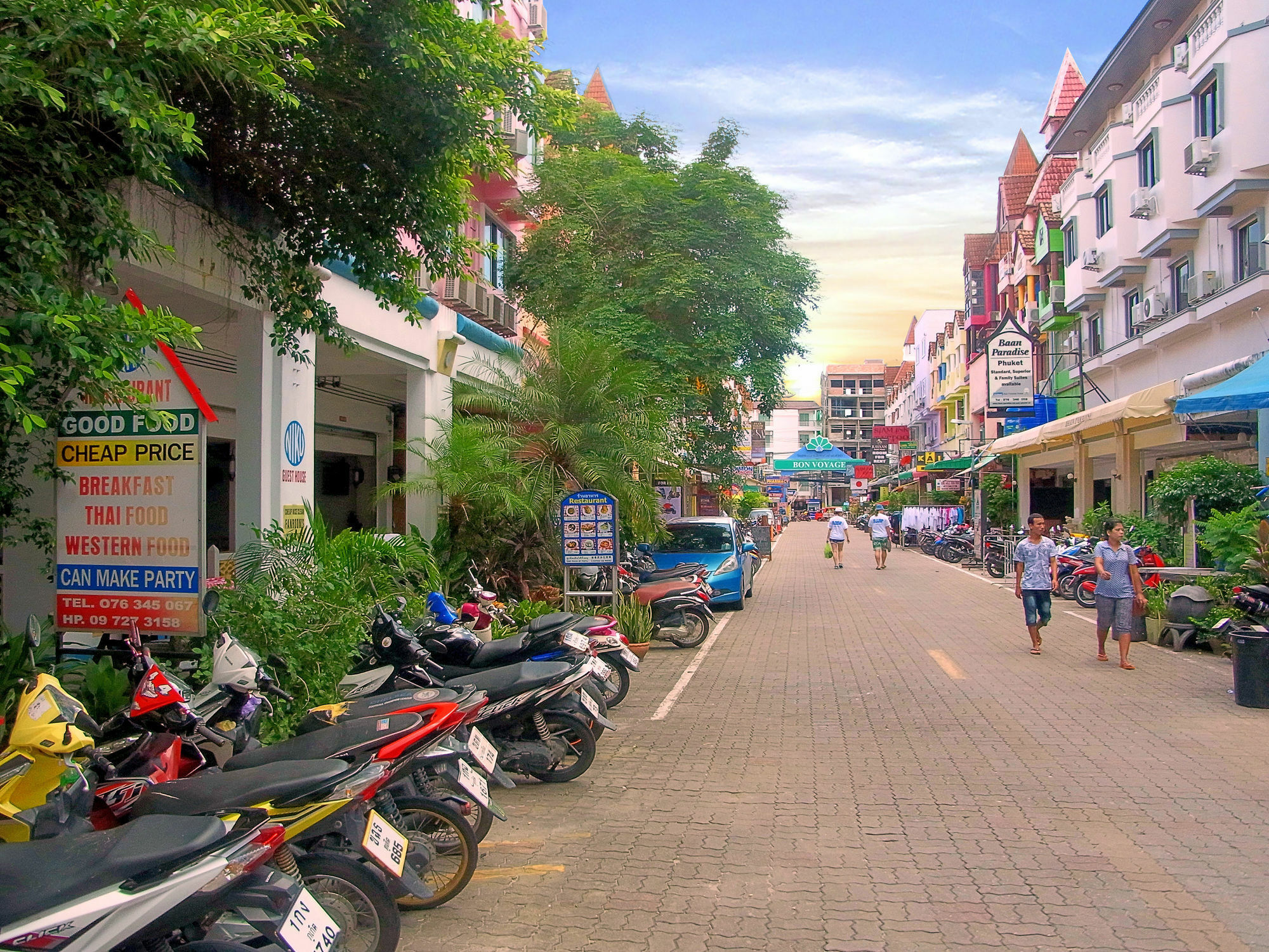 Niku Guesthouse Patong Экстерьер фото