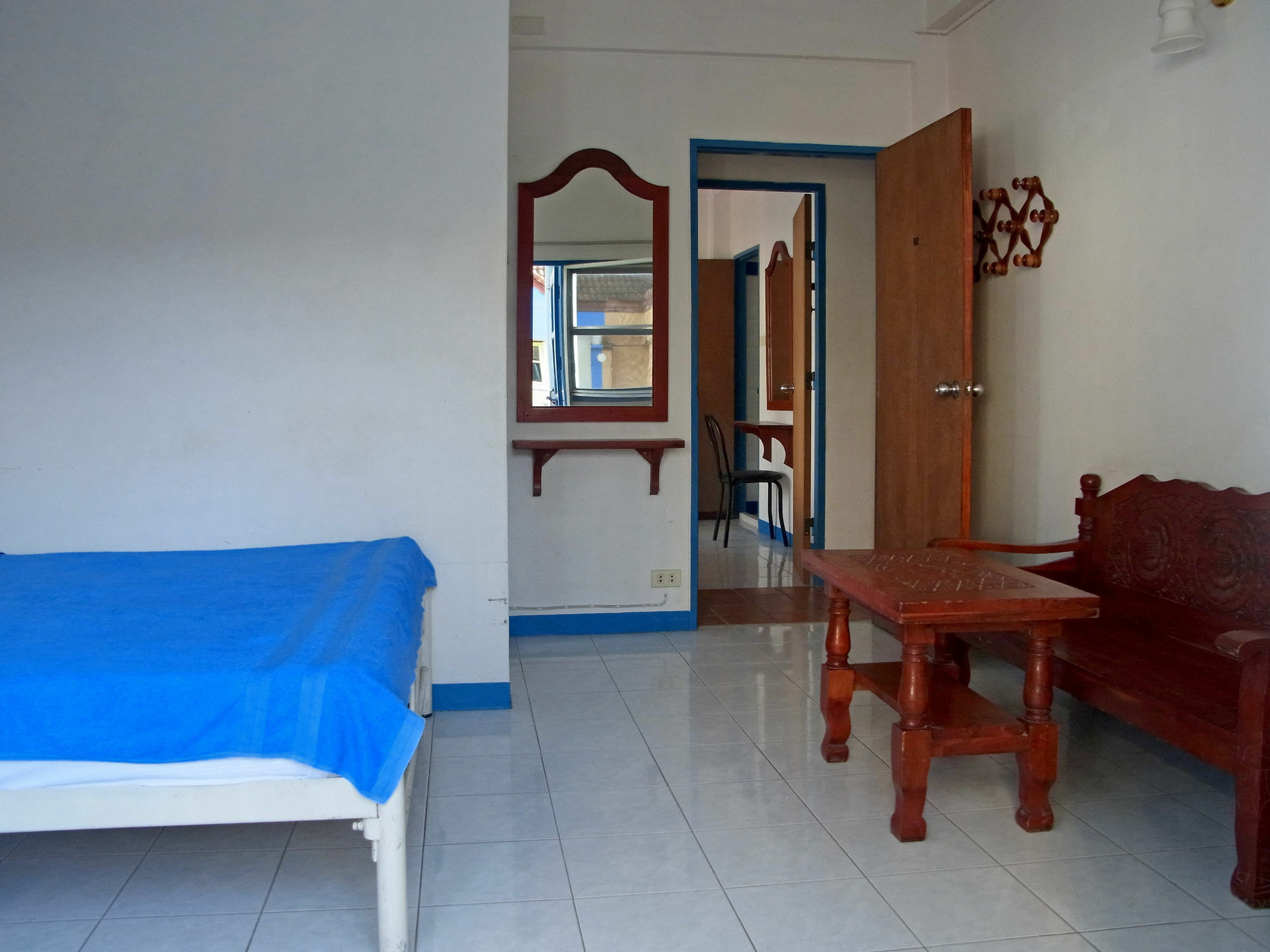 Niku Guesthouse Patong Экстерьер фото