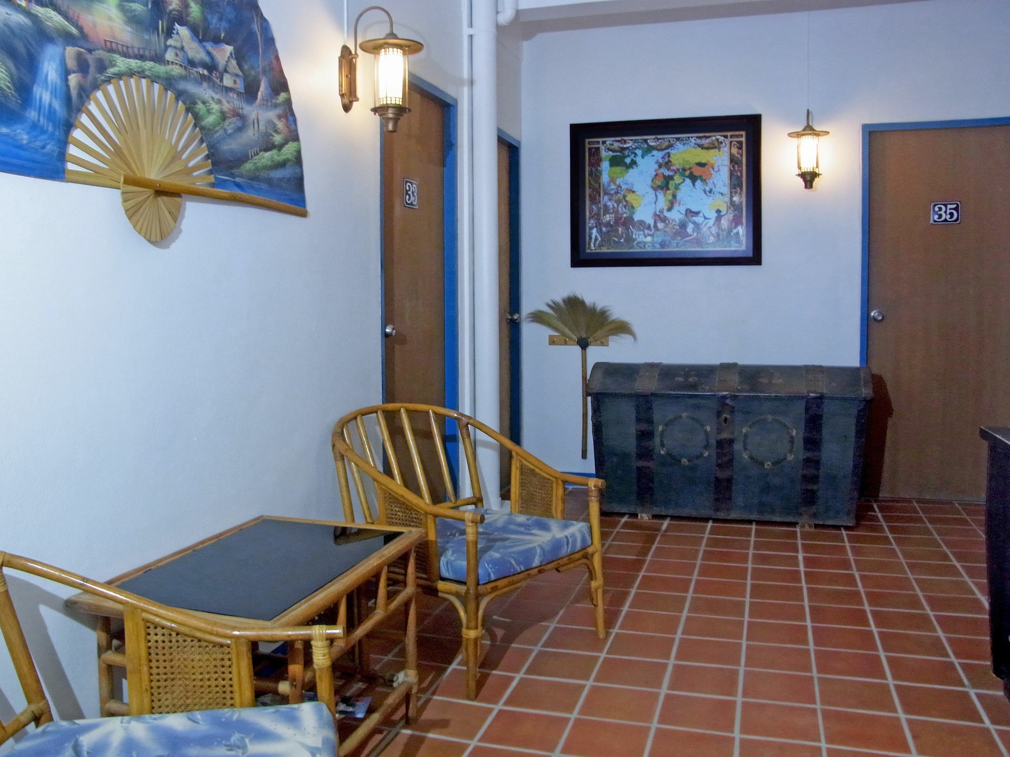 Niku Guesthouse Patong Экстерьер фото