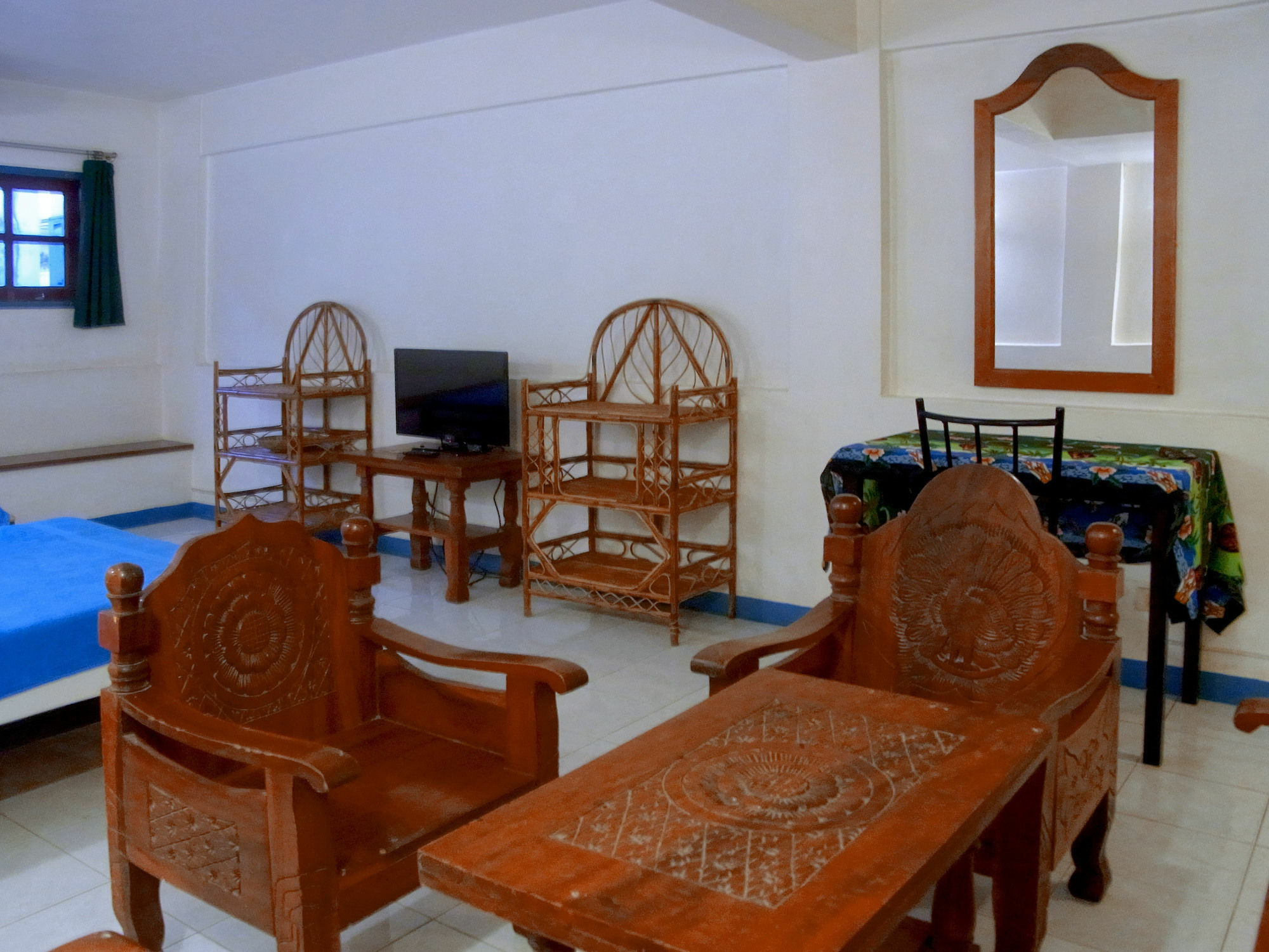 Niku Guesthouse Patong Экстерьер фото